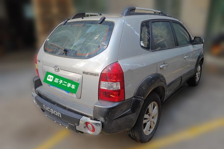 Used Hyundai Tucson 2009 2.0L Automatic Two-Wheel Drive with Sunroof