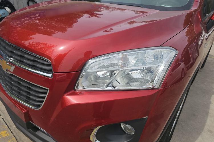 Used Chevrolet Trax 2016 1.4T Manual Two-Wheel Drive Comfort Version with Sunroof