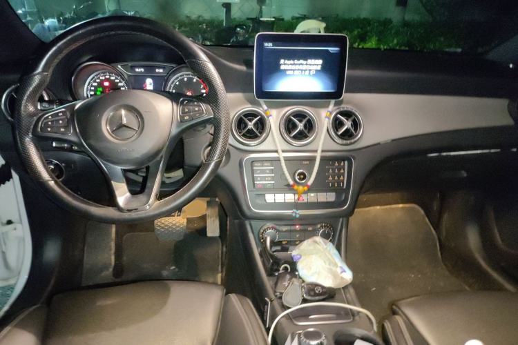 Used Mercedes-Benz CLA 2018 CLA 200 Sport Edition Center Console