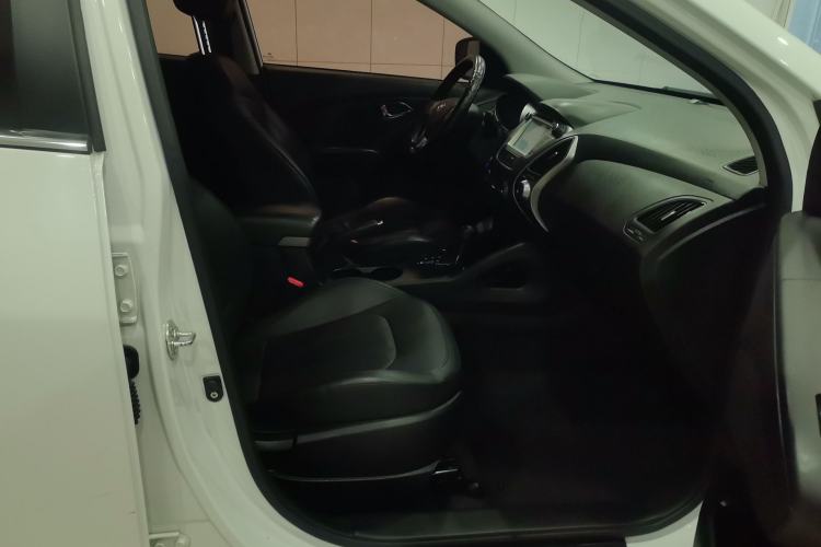 Used Hyundai ix35 2015 2.0L Automatic 2WD Smart Type China IV Right Front Seat