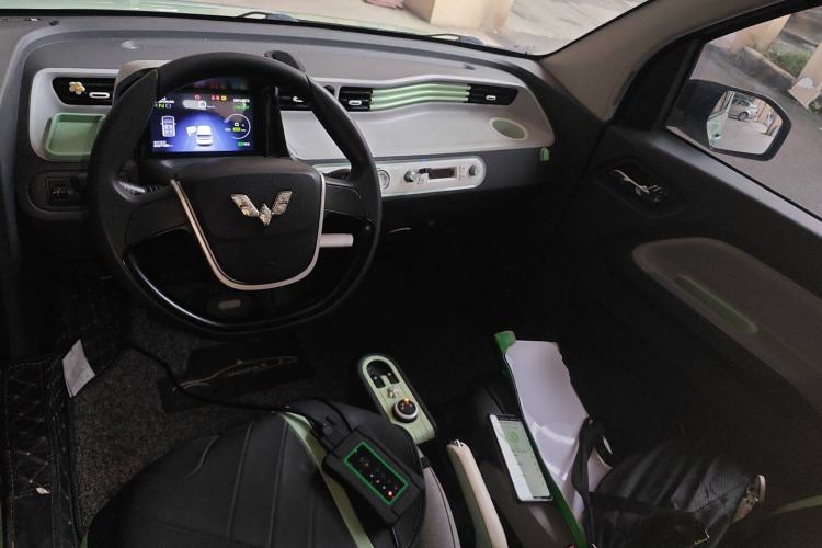 Used Wuling Hongguang MINIEV 2021 Macaron Fashion Edition Lithium-Ion Battery