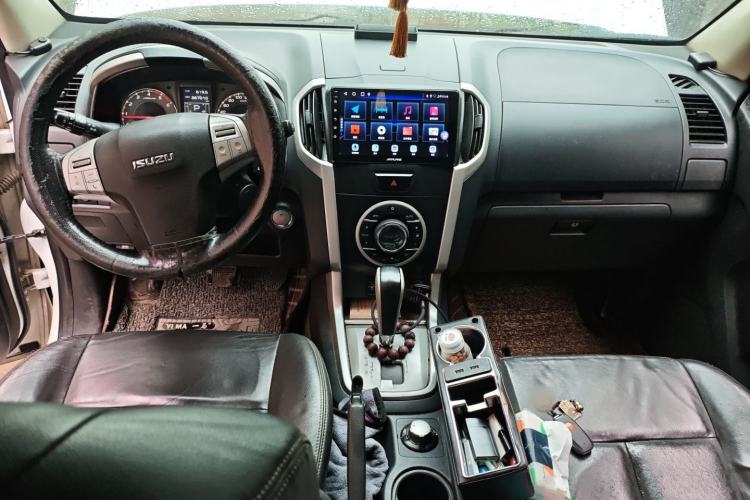 Used Isuzu mu-X 2015 3.0T 4x4 Automatic Luxury 7-Seater