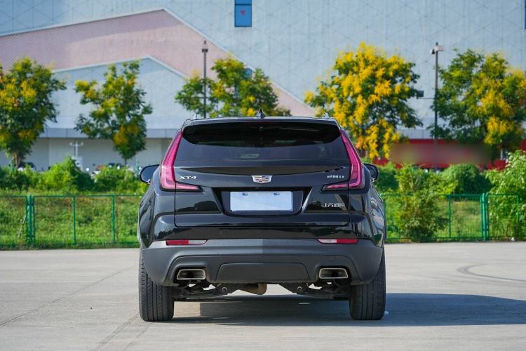 Used Cadillac XT4 2018 28T Two-Wheel Drive Tech Version