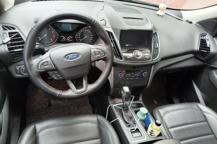 Used Ford Kuga 2018 Facelifted EcoBoost 180 Two-Wheel-Drive Platinum Wing Edition

