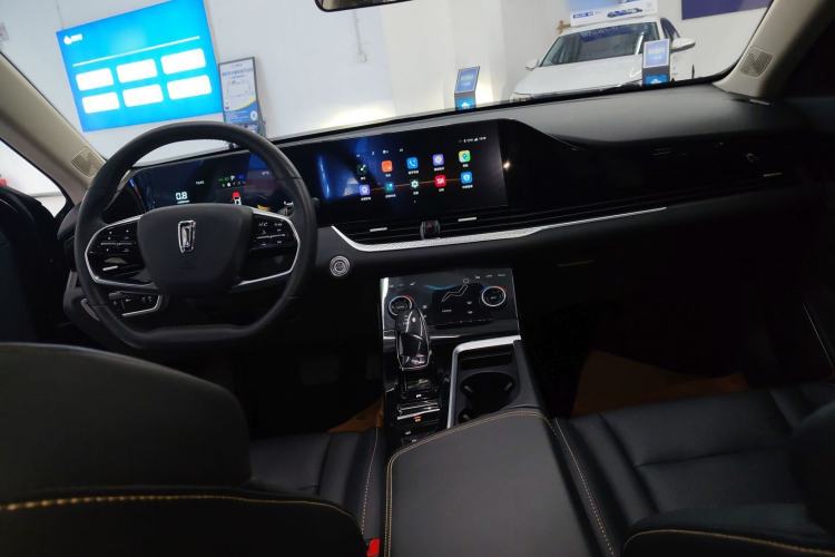 Used Bestune B70 2023 Third Generation 1.5T Automatic Enjoyment Version Center Console