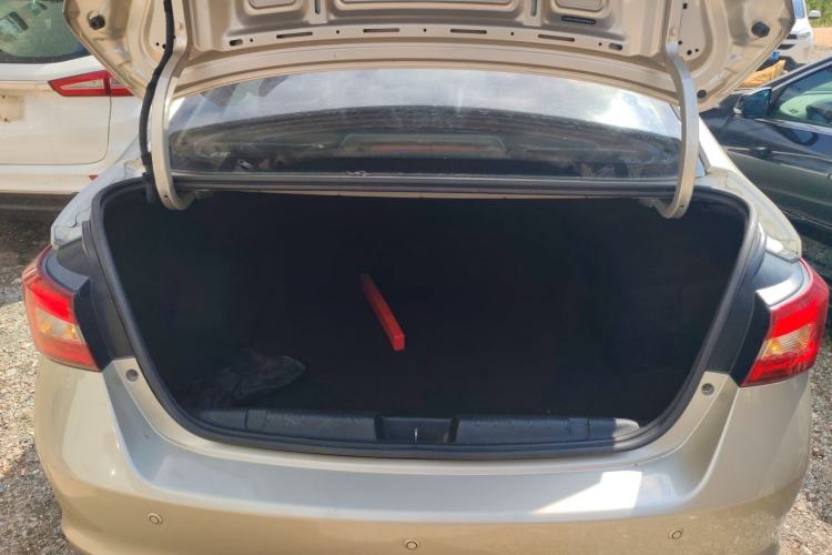 Used Chery Arrizo 5 2016 1.5L CVT Trendsetting Edition
