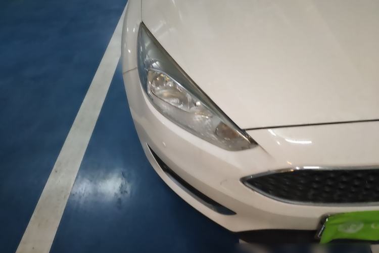 Used Ford Focus 2017 Hatchback EcoBoost 125 Automatic - Ultra-Powerful Style Edition with Smart Drive Features
