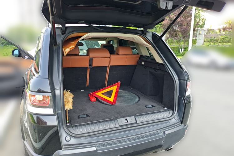 Used Land Rover Range Sport 2014 3.0 SC V6 HSE DYNAMIC Trunk
