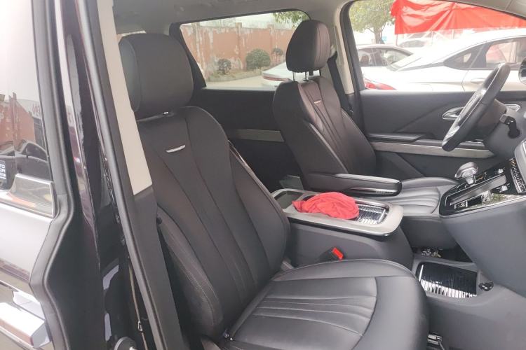 Used Hongqi HQ9 PHEV 2024 2.0T Four-Wheel Drive Business Edition
