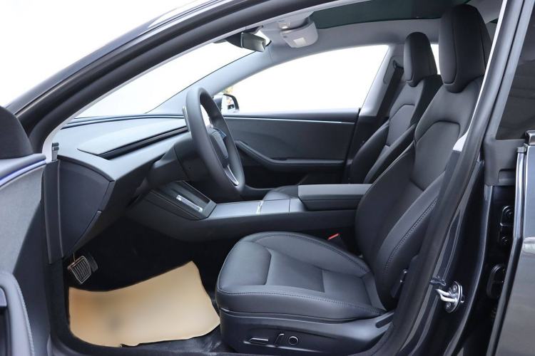 Used Tesla Model 3 2025 Rear-Wheel-Drive Version
