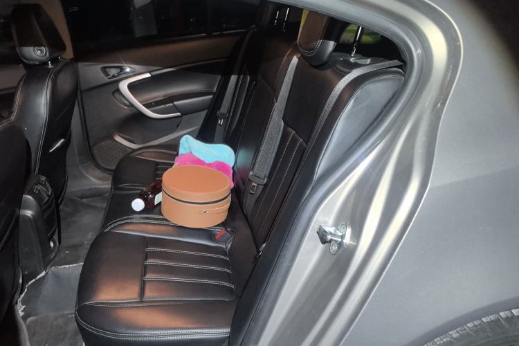 Used Buick Regal 2015 1.6T Leading Technology Model Left Rear Seat