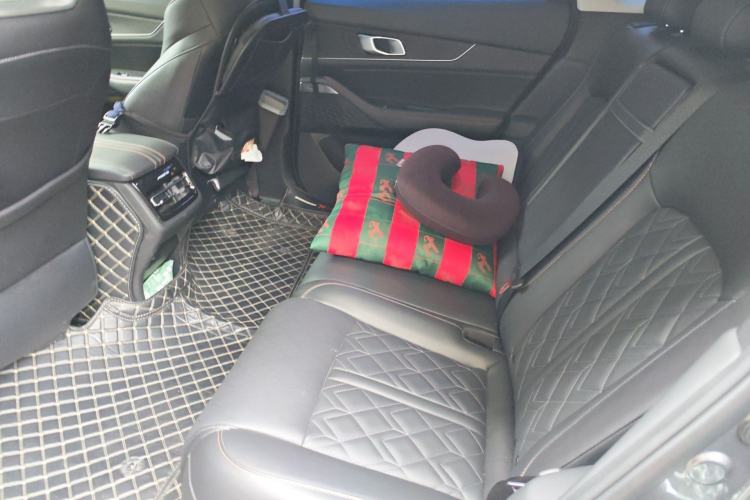 Used CHANGAN UNI-K 2021 2.0T Excellence Edition Interior 4