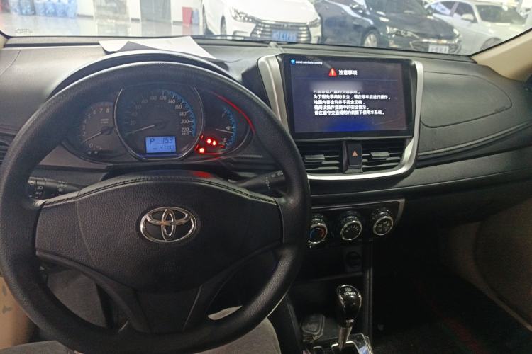 Used Toyota YARiS L Zhi Xiang 2017 1.5E CVT Dynamic Edition Center Console