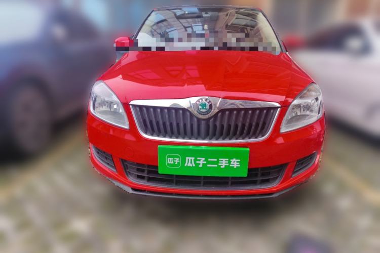 Used Skoda Fabia 2012 1.4L Automatic Crystal Edition
