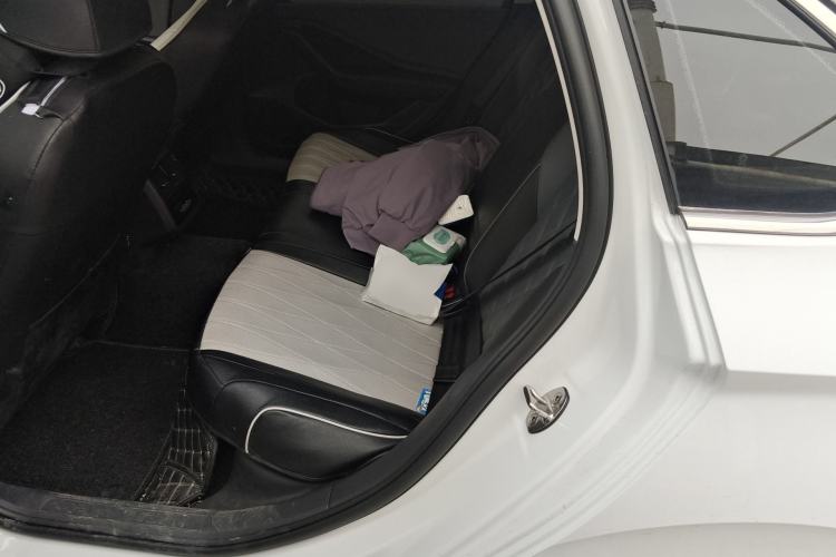 Used Volkswagen Sagitar 2023 300TSI DSG Excellence Edition Left Rear Seat