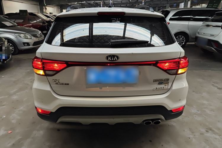 Used Kia KX Cross 2017 1.4L MT GLS
