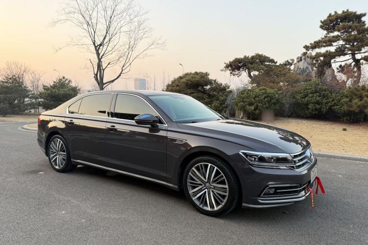 Used Volkswagen Phideon 2016 480 V6 Four-Wheel Drive Executive Edition
