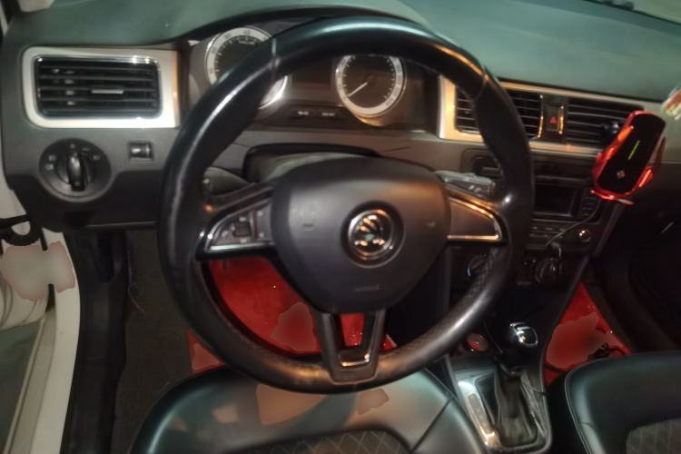 Used Skoda Rapid 2018 1.6L Automatic Comfort Edition
