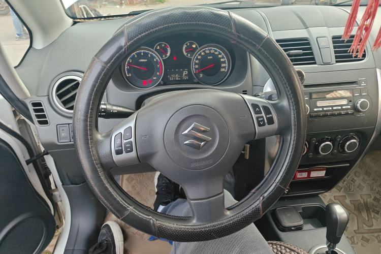 Used Suzuki SX4 2013 1.6L Automatic CoolRide Model
