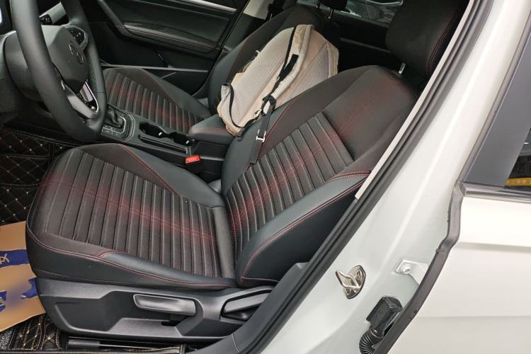 Used Volkswagen Lavida 2024 300TSI DSG Starry Sky Deluxe Edition Left Front Seat