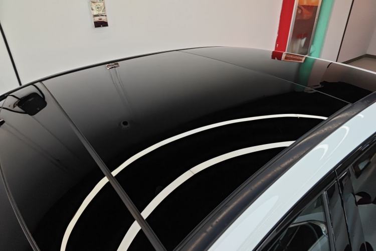 Used Mercedes-Benz C-Class 2024 Facelifted C-Class 260 L Night Edition Sports Version Roof