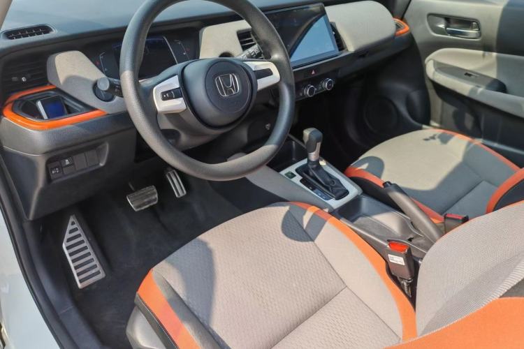 Used Honda LIFE 2021 1.5L CVT SPORT Heartbeat Edition Interior 3