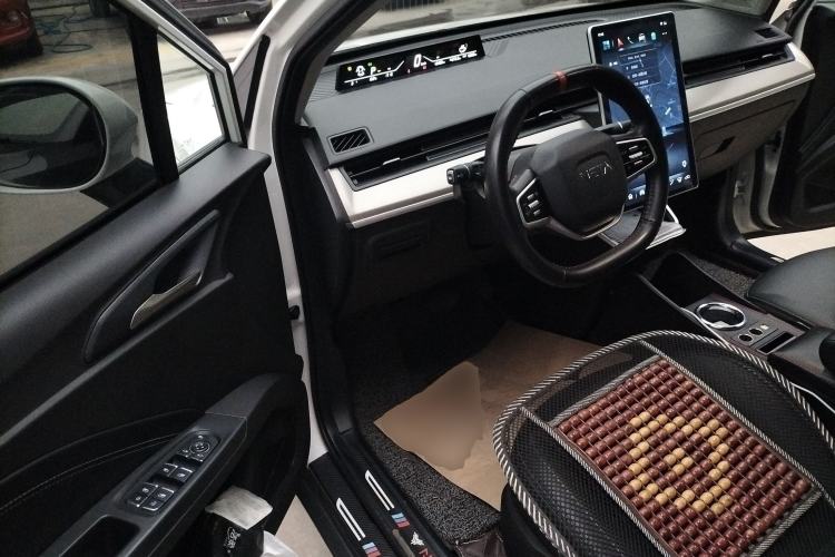 Used NETA V 2021 Long-Range Entertainment Edition Upgrade Model