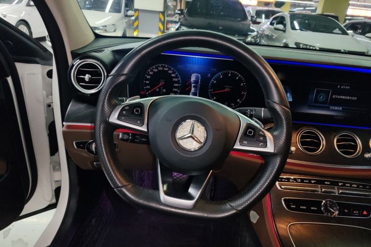 Used Mercedes-Benz E-Class 2016 E 200 L Sport Edition Steering Wheel