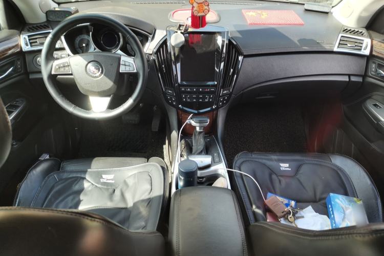 Used Cadillac SRX 2012 3.0L Elite Edition Center Console