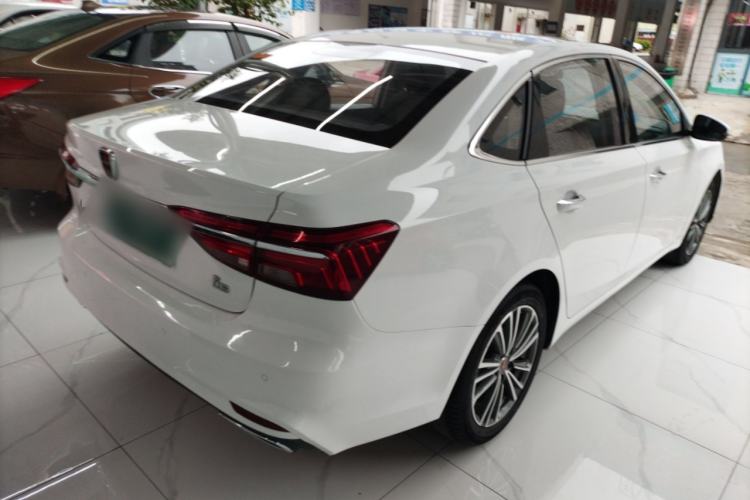 Used Roewe i6 2020 PLUS 1.6L CVT 4G Connected Glory Flagship Edition
