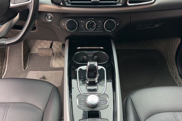 Used EXEED Lingyun 2019 1.6T Two-Wheel Drive Diamond Edition