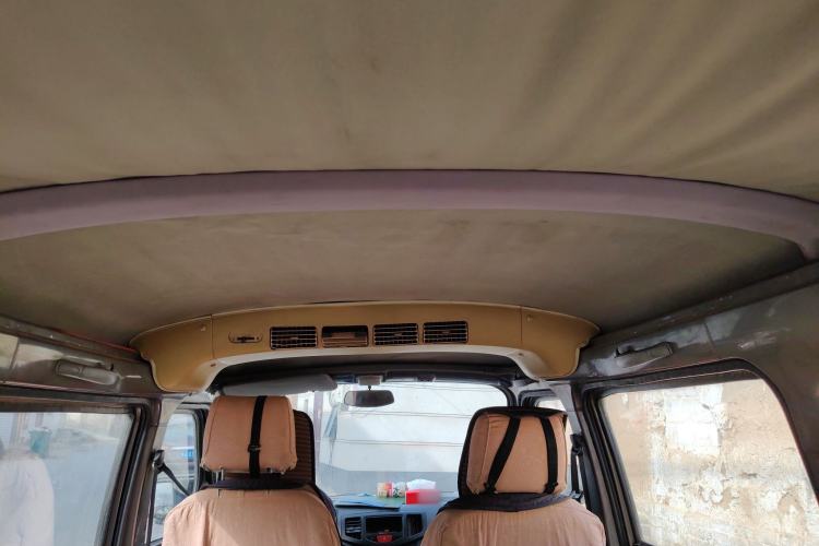 Used BAIC Weiwang 306 2011 1.3L luxury version 8 seats
