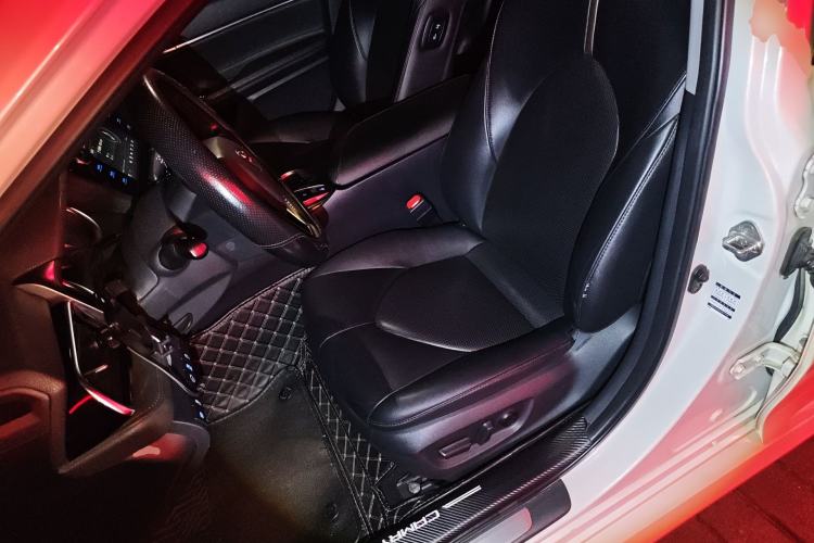 Used Toyota Camry 2019 2.0G Luxury Edition China VI Standard Left Front Seat