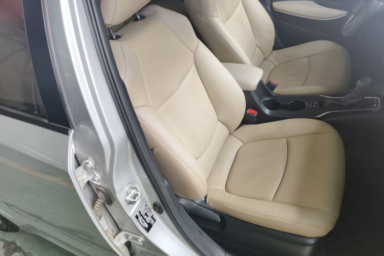 Used Toyota Corolla 2019 Dual-Engine 1.8L E-CVT GL-i Pioneer Edition
