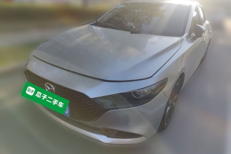 Used Mazda 3 Axela 2020 2.0L Automatic Luxury Version