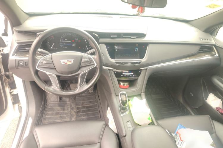 Used Cadillac XT5 2018 28E Four-Wheel Drive Tech Version