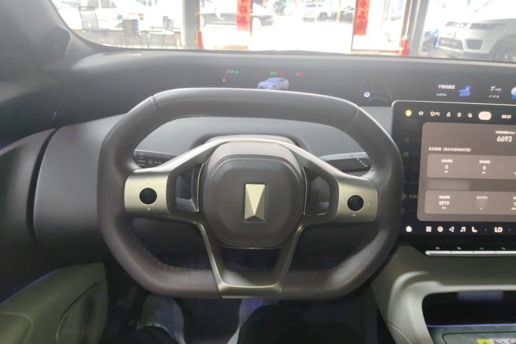 Used Avatr 12 2025 Ultra Extended-Range Edition Steering Wheel