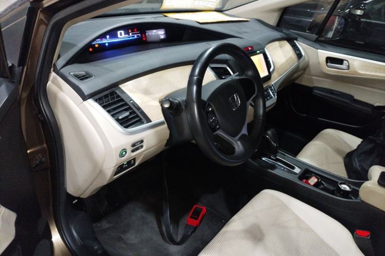 Used Honda Jade 2014 1.8L Automatic Comfort Elite Version 5 Seats