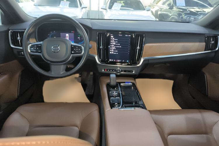 Used Volvo S90 New Energy 2022 T8 eDrive Hybrid Luxury Edition