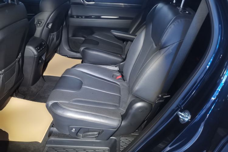 Used Hyundai Palisade 2021 3.5L Automatic 4x4 GLS
