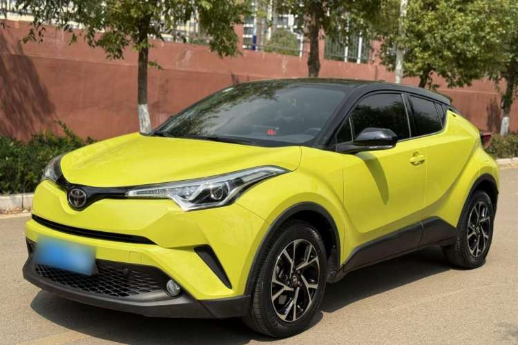 Used Toyota C-HR 2020 2.0L Leading Edition Exterior 5