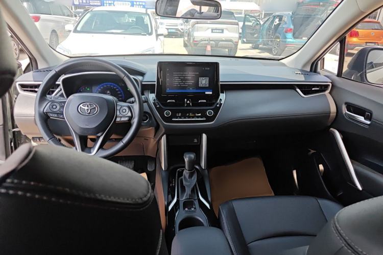 Used Toyota Corolla Cross 2022 2.0L Flagship Edition Center Console