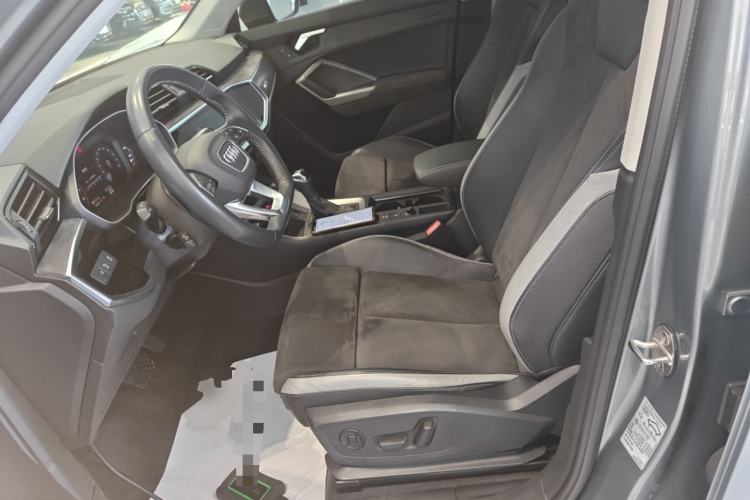 Used Audi Q3 2021 35 TFSI Fashion Dynamic Model