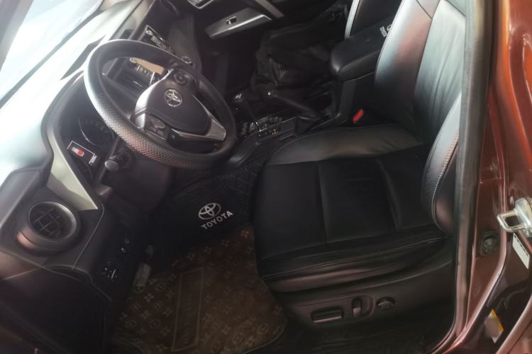 Used Toyota RAV4 2016 2.0L CVT Two-Wheel Drive Smart Edition China V Standard Left Front Seat