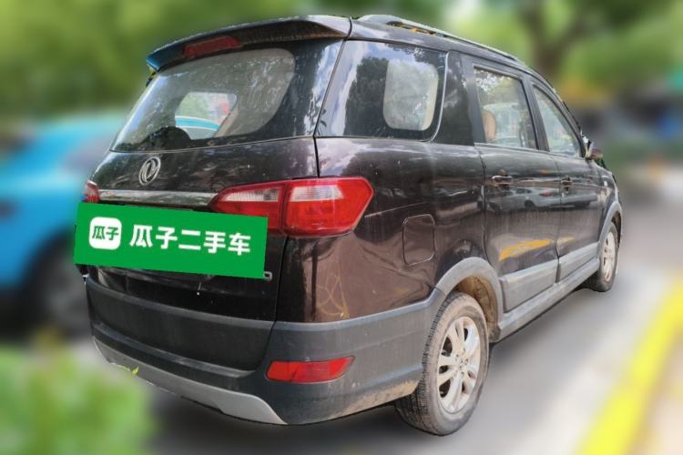Used Dongfeng Fengon 370 2016 1.5L Manual Standard Edition SFG15-05 7 Seats
