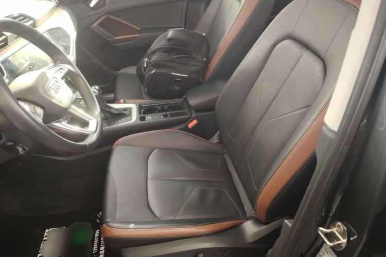 Used Audi Q3 2019 40 TFSI Fashionable and Elegant Model