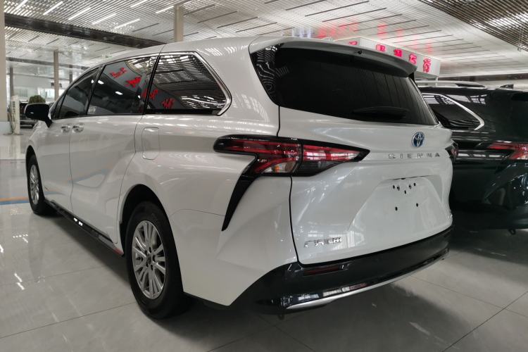 Used Toyota SIENNA 2021 2.5L Hybrid Luxury Edition Rear Left 45 Deg