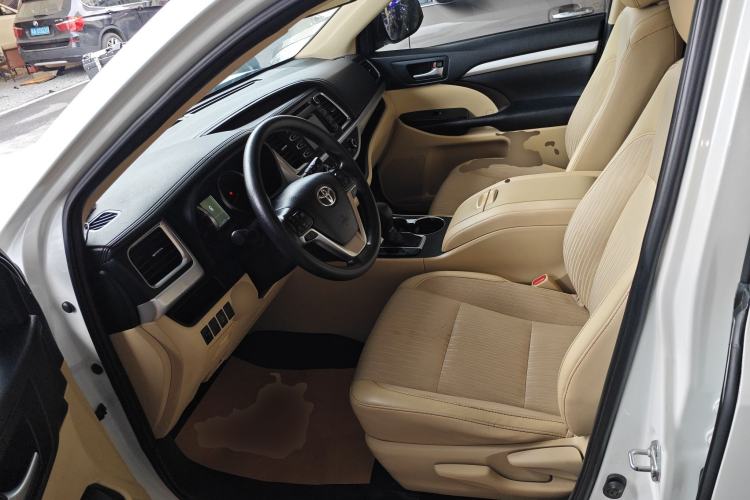 Used Toyota Highlander 2018 2.0T Four-Wheel Drive Elite Edition 7 Seats China VI Standard Left Front Seat