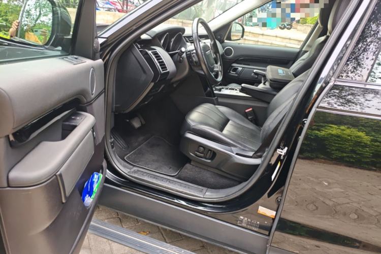 Used Land Rover Discovery 2018 3.0 SC V6 SE