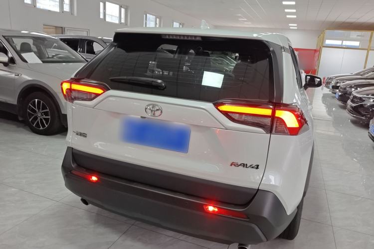 Used Toyota RAV4 2022 2.0L CVT Two-Wheel Drive Urban Edition